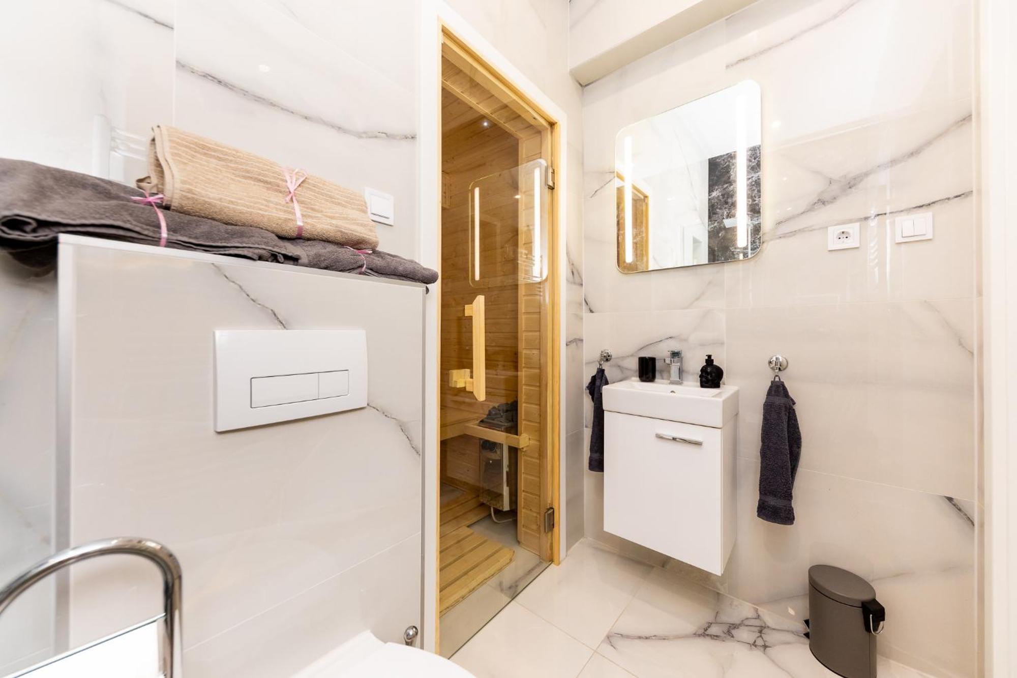 Lux Downtown Apartment Budapest Luaran gambar
